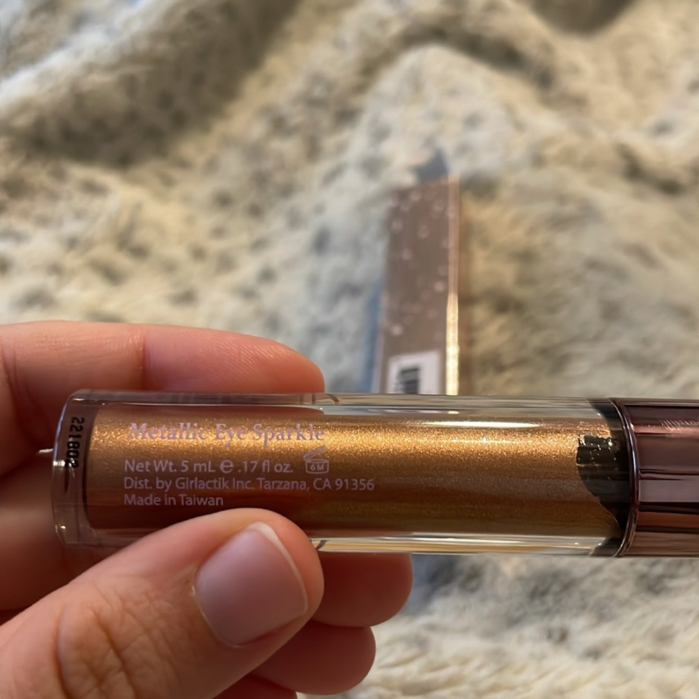 Girlactik Metallic Eye Sparkle Shade Glam - Picture 7 of 7